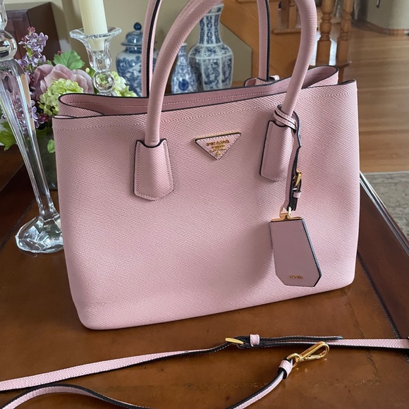 2000s PRADA PINK LEATHER BAG - Picture 6 of 11